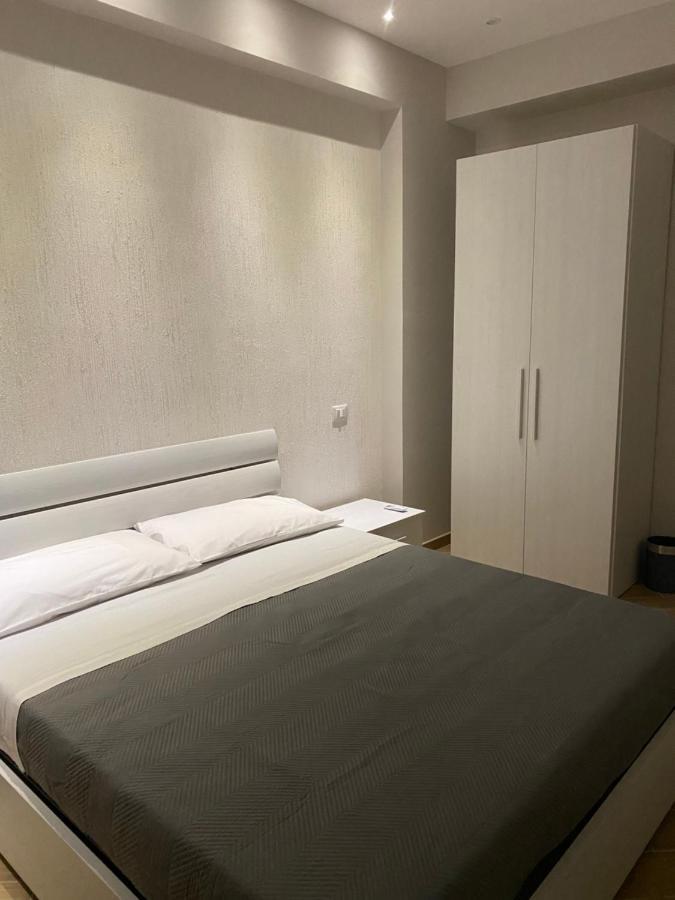 Casa Vacanze Antares Шила Екстериор снимка